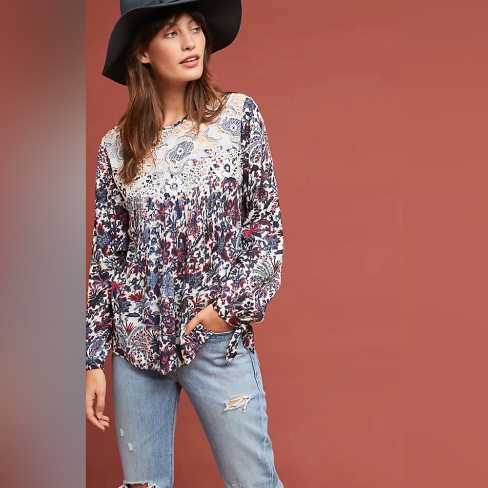 RANNA GILL Anthropologie Madison Blouse Lace Detail Pleated Multi Floral Size M
